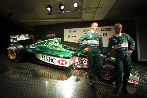 Jaguar R2 with race drivers