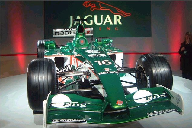 Jaguar R3 - Front view